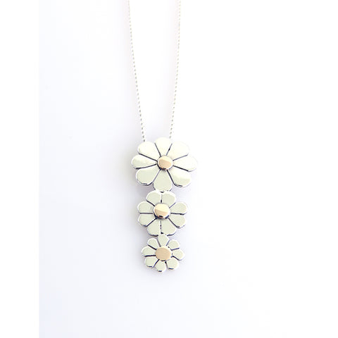 3 Daisy Necklace - Vertical